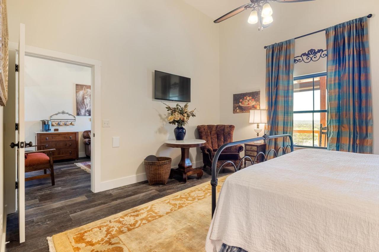 Inn At Sunset Mill Ranch Wimberley Esterno foto