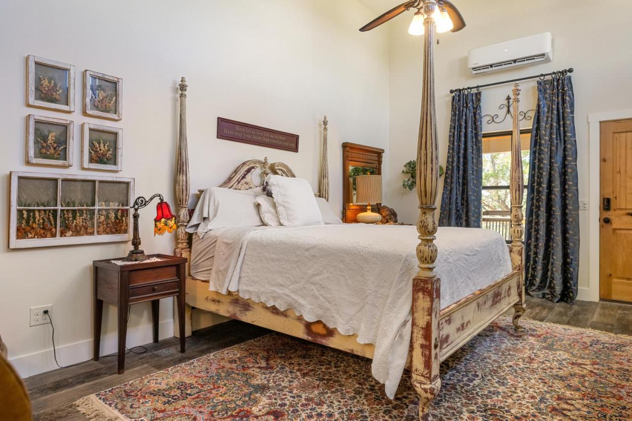 Inn At Sunset Mill Ranch Wimberley Esterno foto